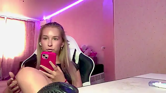 joybold - JoyBold's free webcam - UK Sex Cams