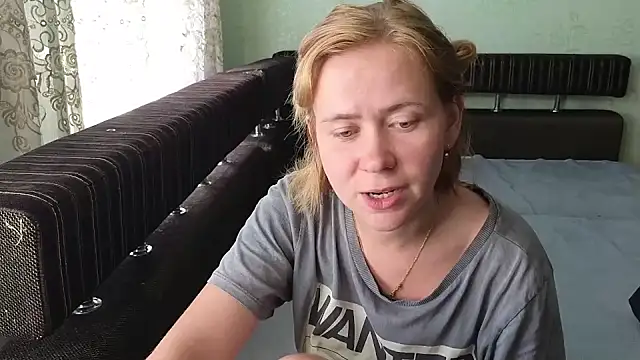Riley_Roo live webcam show