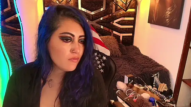 scarleth_blue webcam