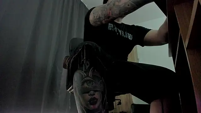 TonyWinston webcam