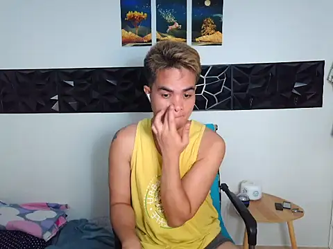 yourmikexxx webcam