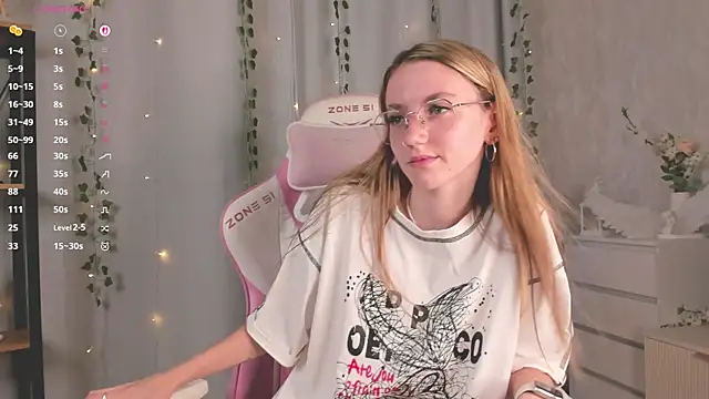 NellieEinspahr live webcam show