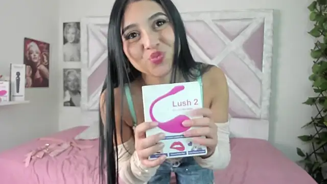 zoe_669 webcam