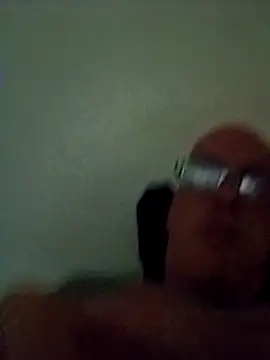 Milwokee live cam on StripChat