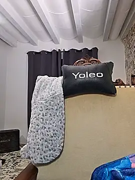 kylie_blck webcam
