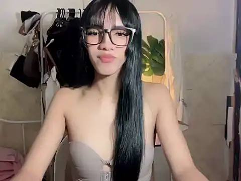 Leijona_Milker webcam