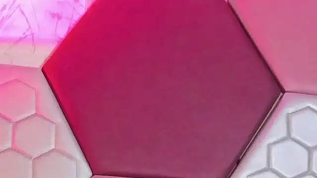 ArielleWilde webcam