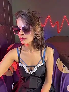 Ivy_the_goddess live cam on StripChat