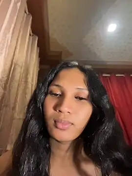 slutty_aki webcam
