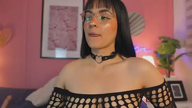 SoySaraa webcam