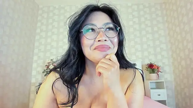NatsumiHun live webcam show