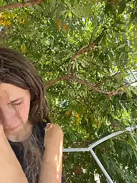 sandracarter (F young) - Show color panties in park