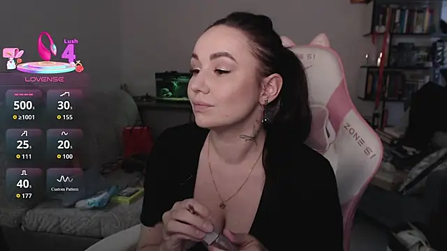 SexyWitch_666 webcam