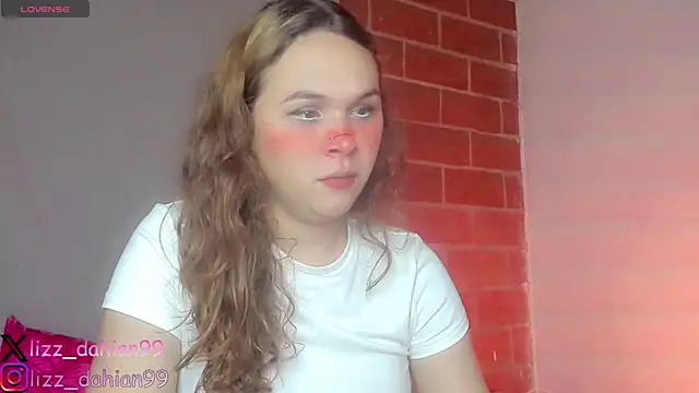 sweetdollinda23 webcam