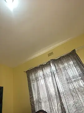 Ebony_Warlock_ webcam