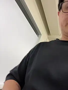 sananthony (M mature) - ㄒ Brov~嘻😜。來！Come play me! 目標涉金。Goal。Cum