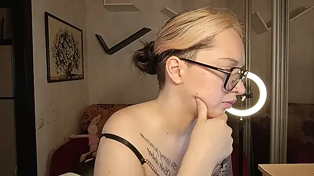 ElianaFox_