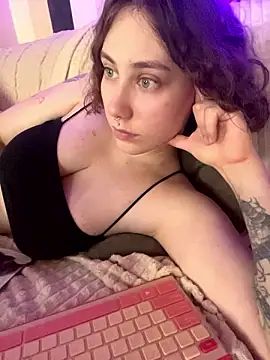 Molli_Luv