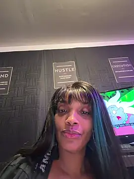 Rakiyahcharms