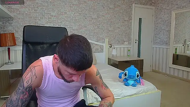 JonahShaw webcam