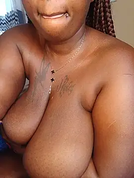 Queenmillan webcam