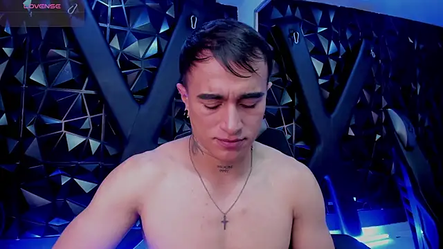LiamDeeps webcam