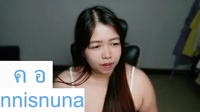 nunanunanuna live cam on StripChat