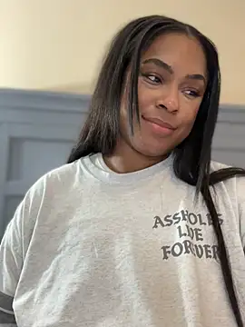 candyluxxxx - CandyLuxxxx's free webcam - UK Sex Cams