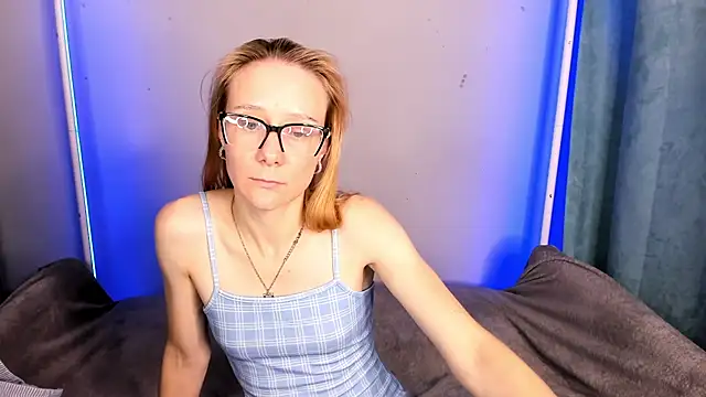 nikabond - NikaBond's free webcam - UK Sex Cams