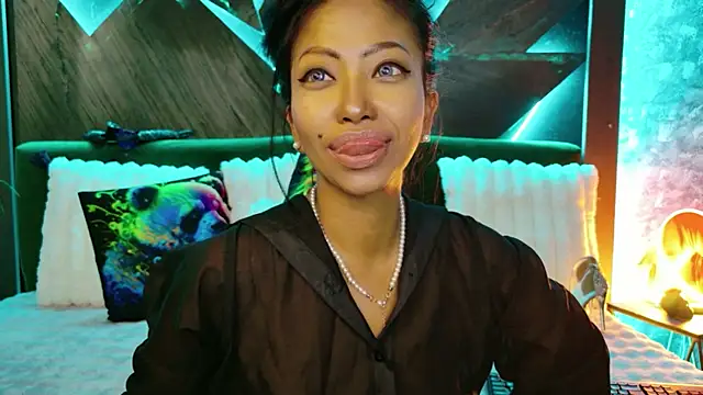ElyaQuinn