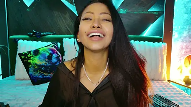 elyaquinn - ElyaQuinn's free webcam - UK Sex Cams