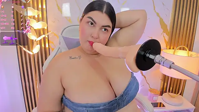 abby_deep_2 webcam