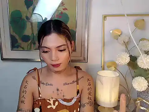 Lucy_Summer webcam