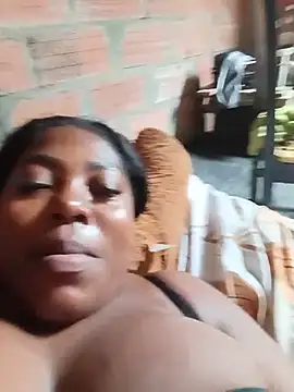 nanis_13 webcam