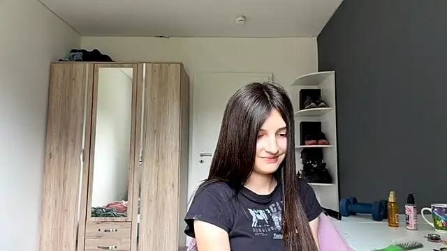 SpanishRooter live webcam show