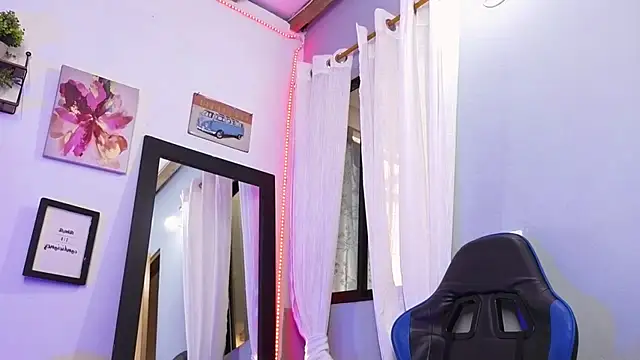 veronica_111 (F young) - sexy dance, naked