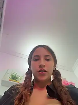 juanita-007 (F teen) - sexy dance more oil