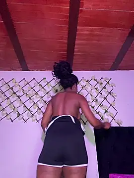 annahott-1's live room