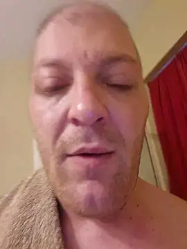chronic_vibez (Ask my age) - #american #balds #big-cocks #cum-play #cumshot #daddies #hd #masturbation #mobile #muscular #orgasm #recordable-publics #short-hair #shower #small-audience #smoking #straight #white
