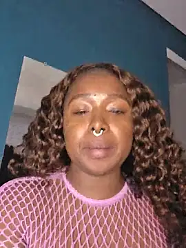 TanishaEvans webcam