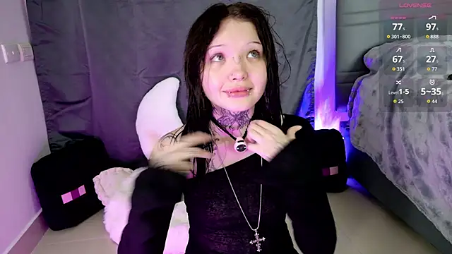 Lein_Bone live cam