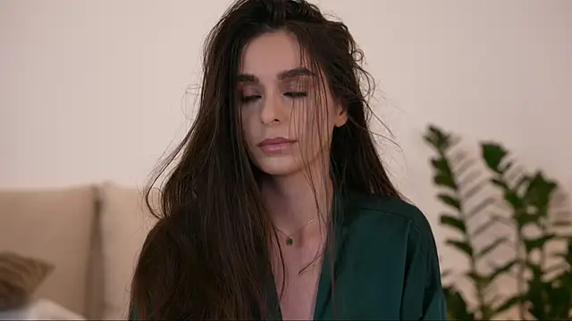doviaclaire (F young) - cum, squirt