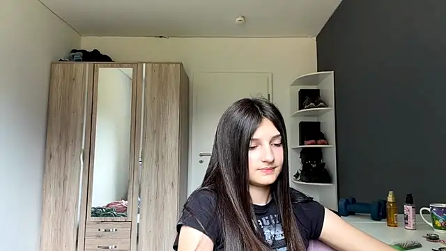 SpanishRooter live webcam show
