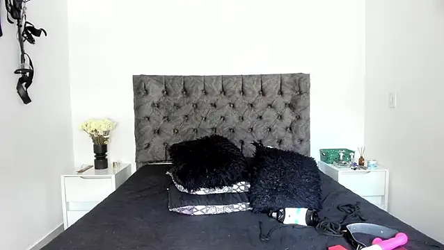 sweet__wild webcam