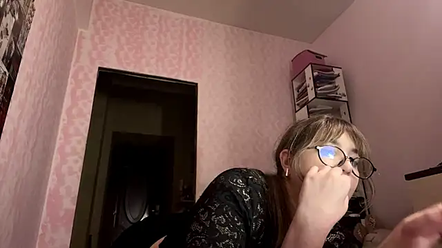 JanineThielman live sex cam