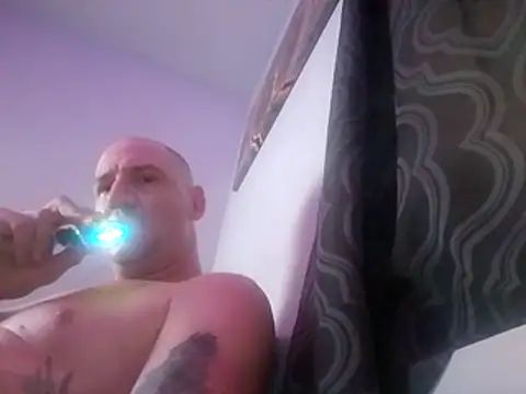 Ajhustler1@xh webcam