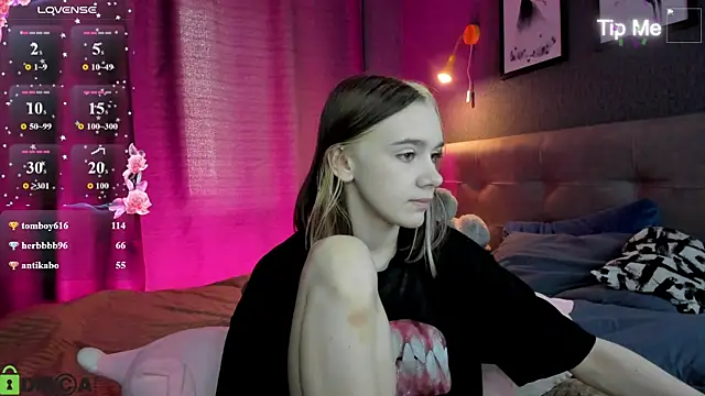Lesi_Moonie01 webcam
