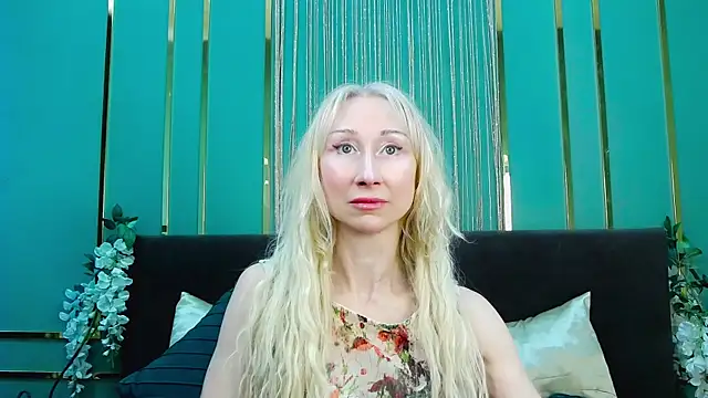 KissDreamm webcam