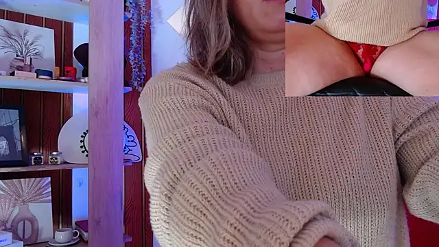 milfsecret69 webcam