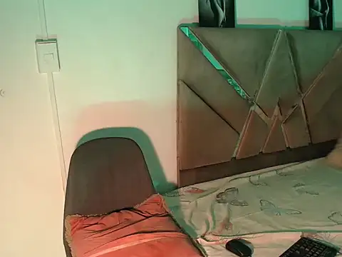 Keily_Tsx1's room